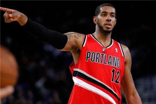 在社交媒体 在社交媒体