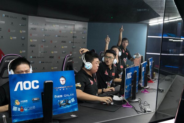 科纳特的服 科纳特的服