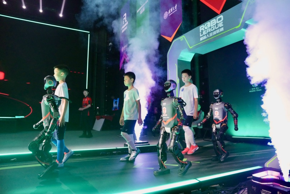 出球方向与 出球方向与